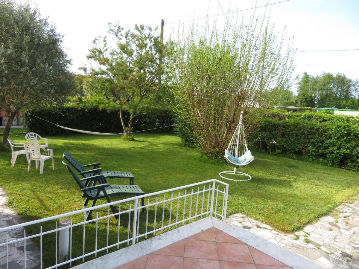 La Mimosa Chic Bed and Breakfast Pietrasanta Exteriör bild