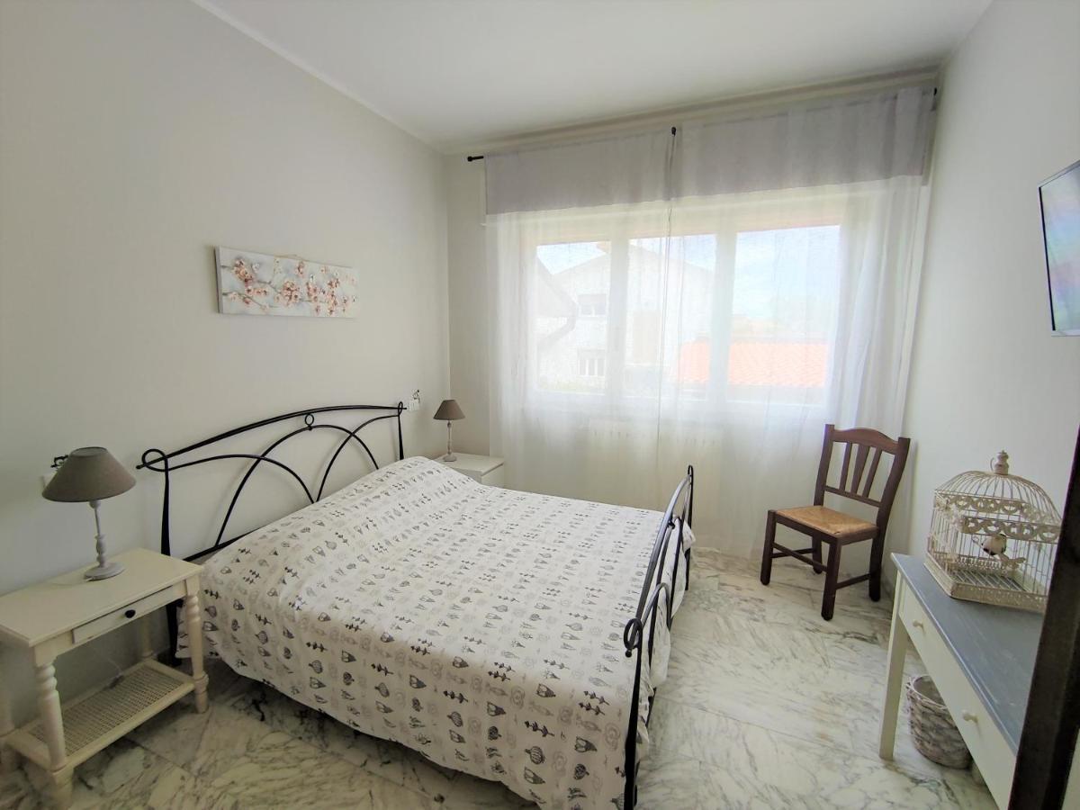 La Mimosa Chic Bed and Breakfast Pietrasanta Exteriör bild