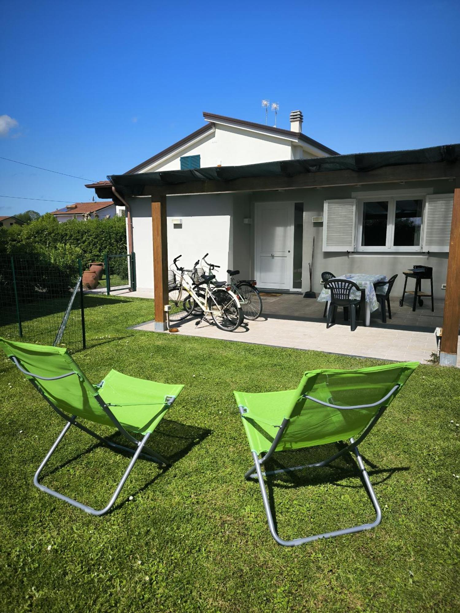 La Mimosa Chic Bed and Breakfast Pietrasanta Exteriör bild