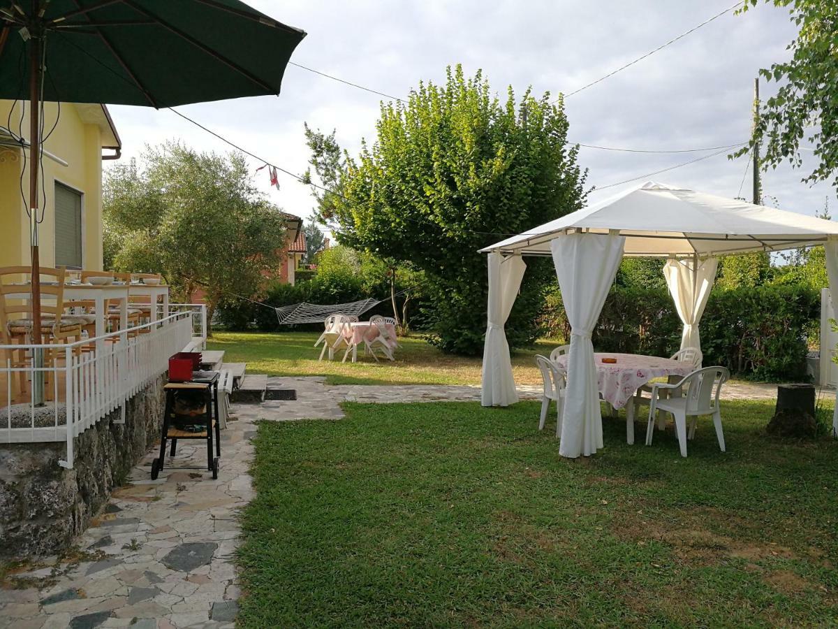 La Mimosa Chic Bed and Breakfast Pietrasanta Exteriör bild